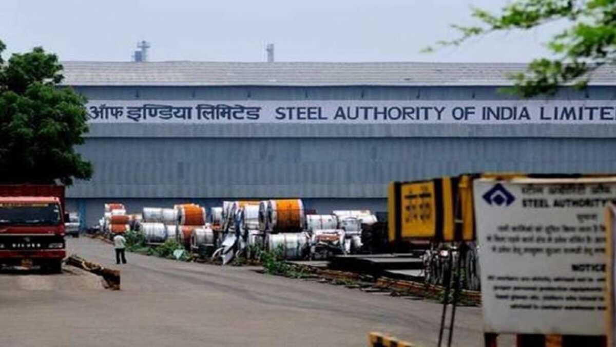 Steel Authority of India Limited has issued a notification to fill the vacancies for the post of Director under PESB.